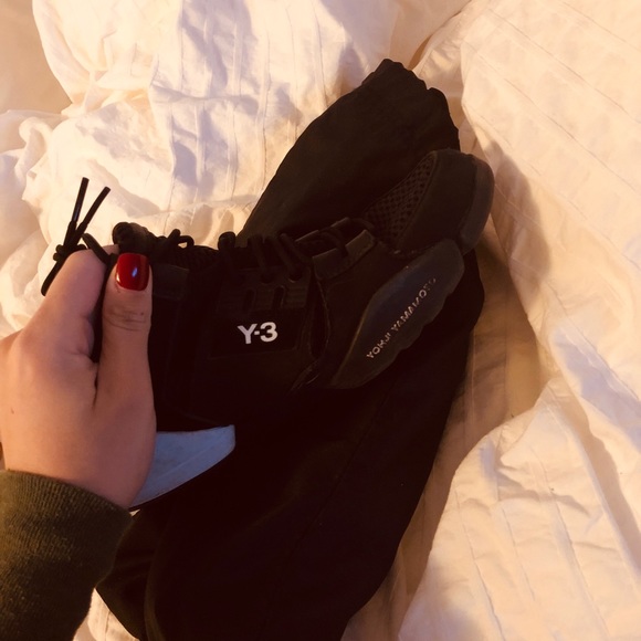 y3 women sneakers